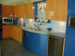 Showroom kitchen.jpg (421242 bytes)